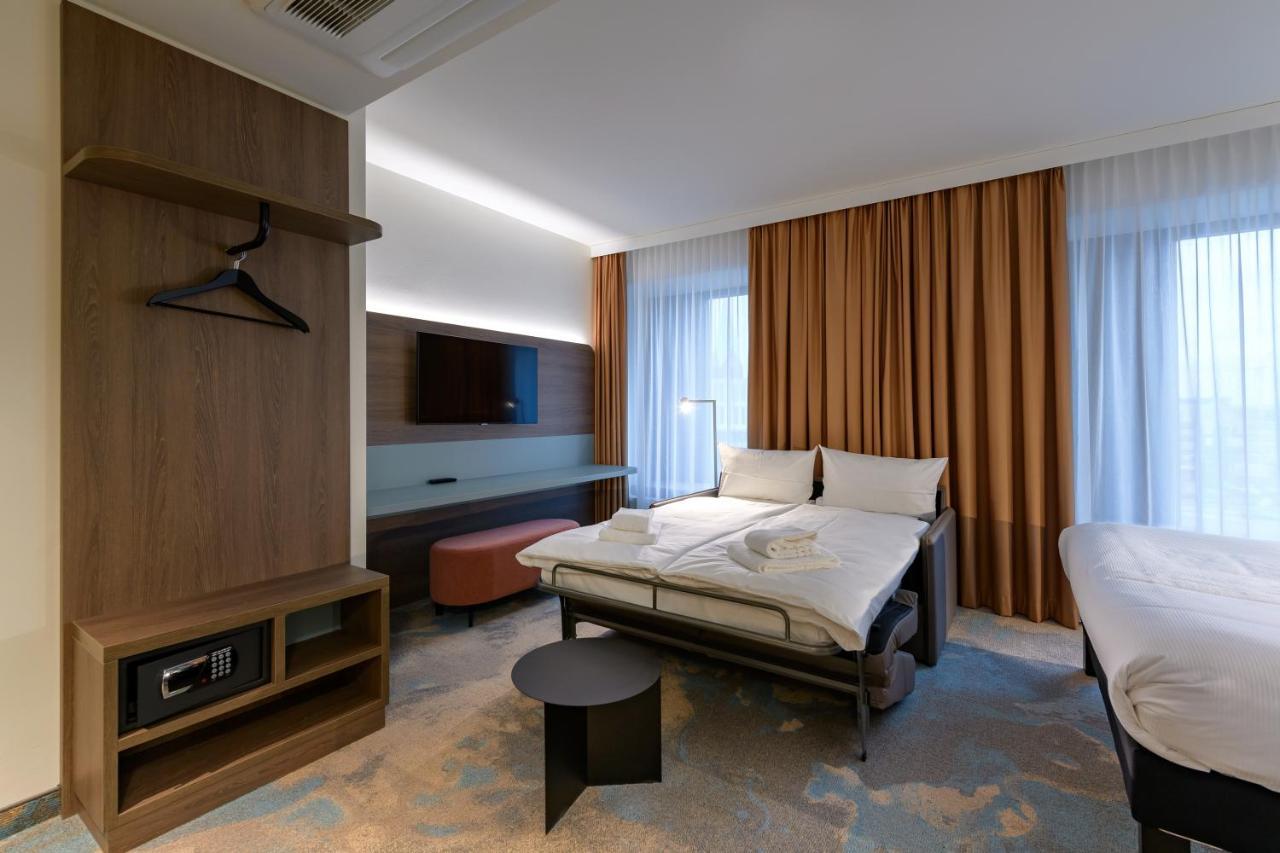 Ibis Styles Kiel City ภายนอก รูปภาพ